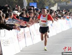 【168sports】2023喀什马拉松开跑