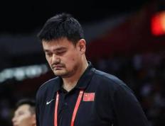 【168sports】中国男篮惨败日本半月后，姚明给出七字回应，球迷不满
