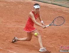 【168sports】2024比利·简·金杯国际女子网球团体赛：中国队选手王欣瑜获胜