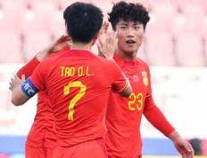【168sports】2-1！中国队亚洲杯第2胜，1胜2负出局，成耀东5年集训惨淡收场