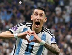 “再见阿根廷传奇”迪马利亚宣布在明年美洲杯后从国家队退役