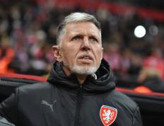捷克主帅在2024年欧洲杯预选赛后辞职