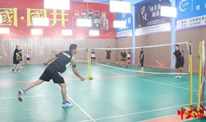 山东省宁津县：举办全县羽毛球团体赛比赛