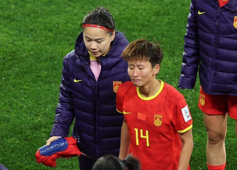 1比6，亚洲冠军和欧洲冠军的差距，中国女足与强队的差距