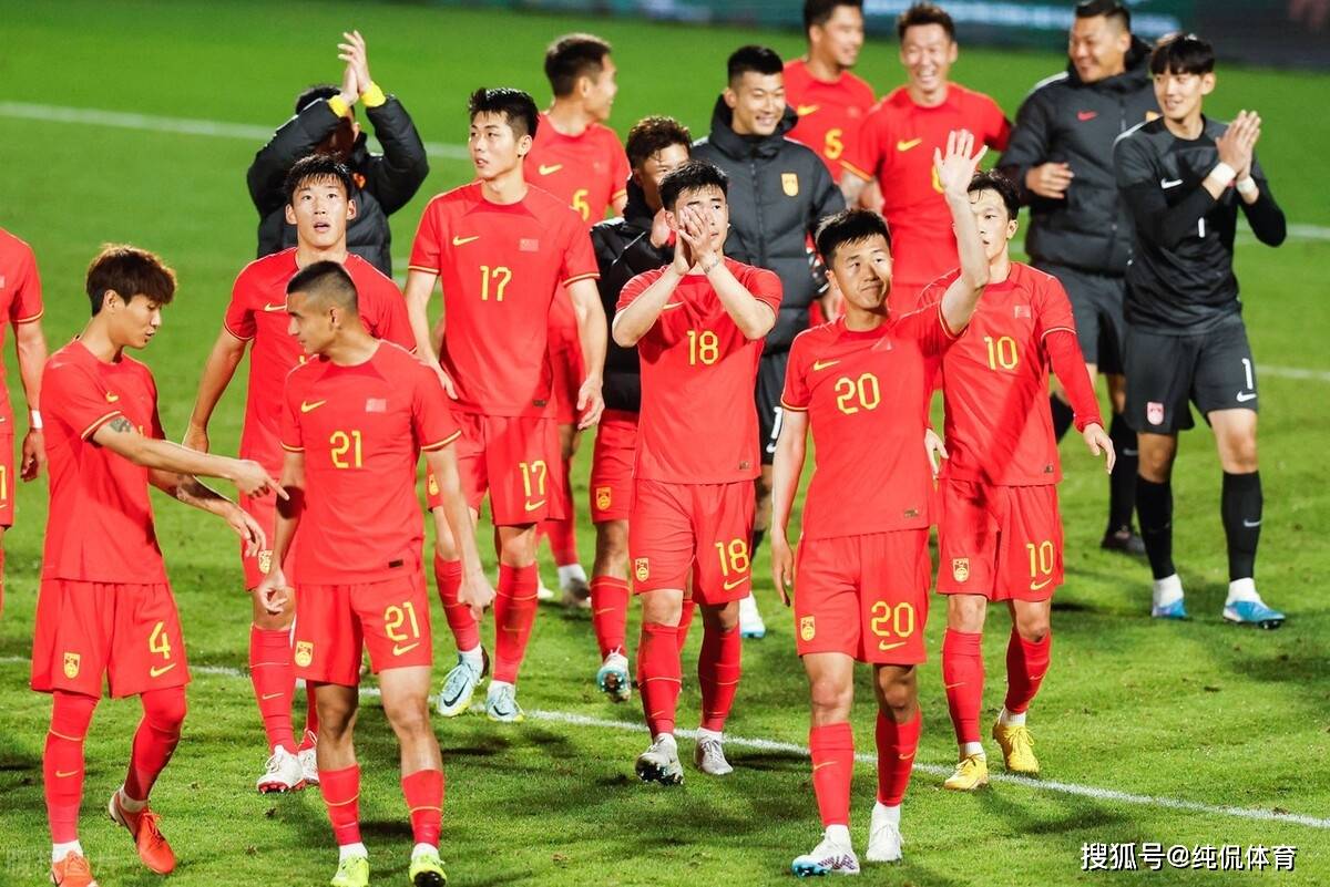 中国男足兵发泰国，开启世界杯预选赛征程，吴曦直言泰国队不好踢