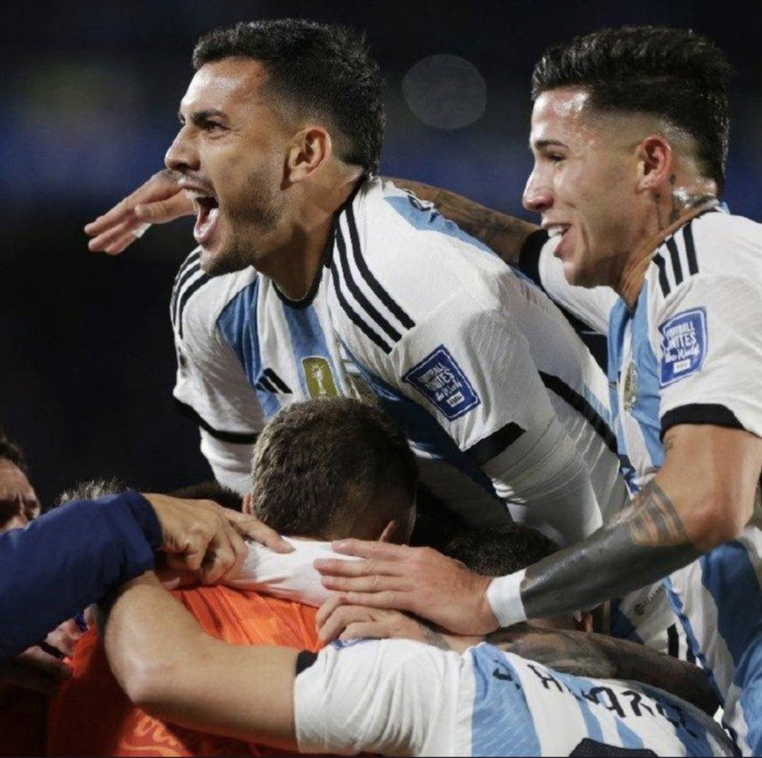 世界杯预选赛：阿根廷客场挑战秘鲁，梅西闪耀全场