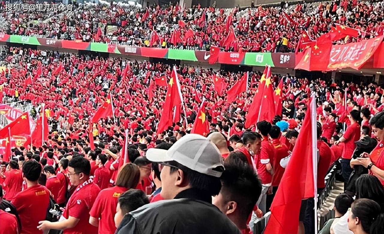 国足0-3输给韩国：孙兴慜主导太极虎胜势，国足策略延续性不足
