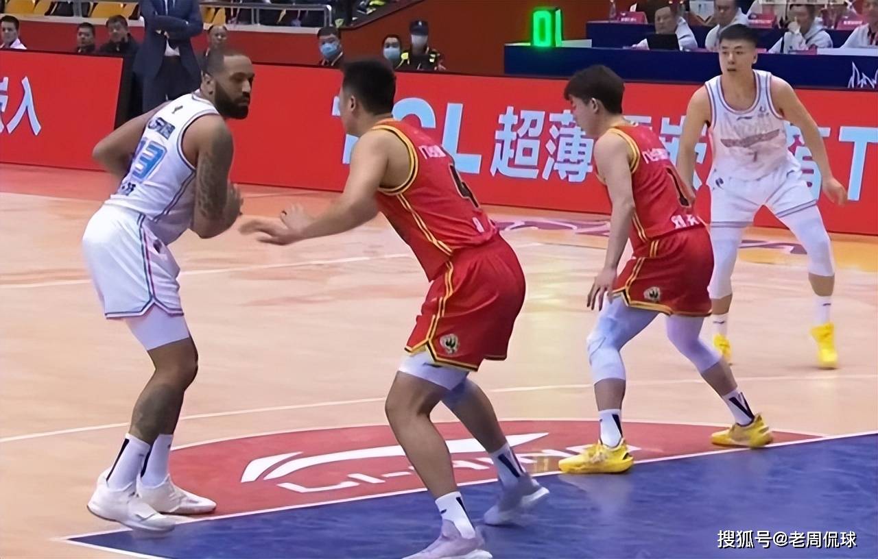 【168sports】山东男篮主场再战上海，内线外线需要齐发威，第四节不要掉链子！