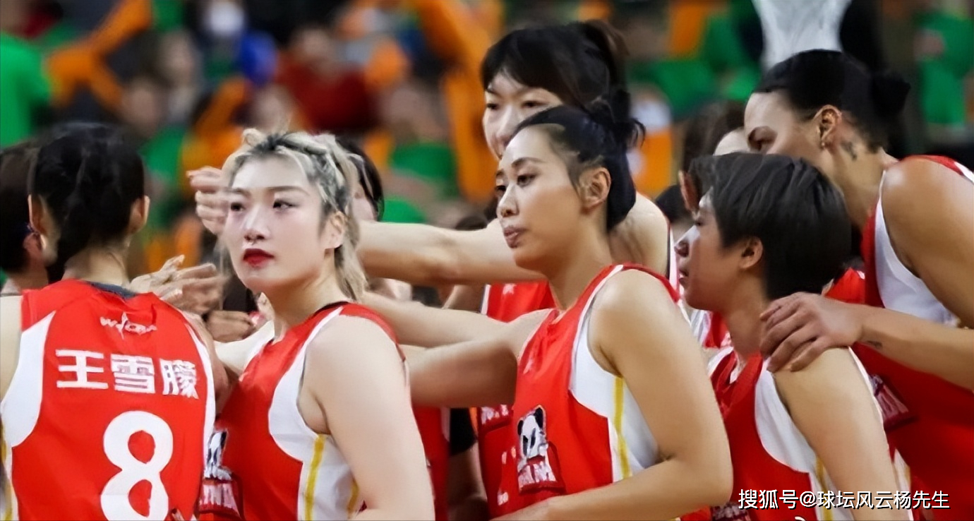 【168sports】惨败！武汉女篮半场比分惨遭四川女篮击溃