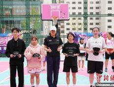【168sports】中国篮球公开赛·粉色风暴女子篮球3v3联赛在京开赛