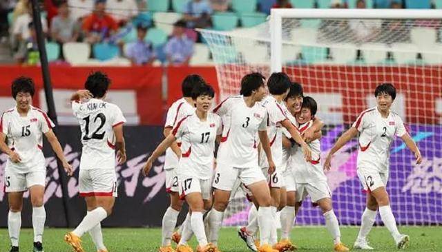 朝鲜队7-0大胜泰国，锁定小组前二；中国女足晋级条件揭晓