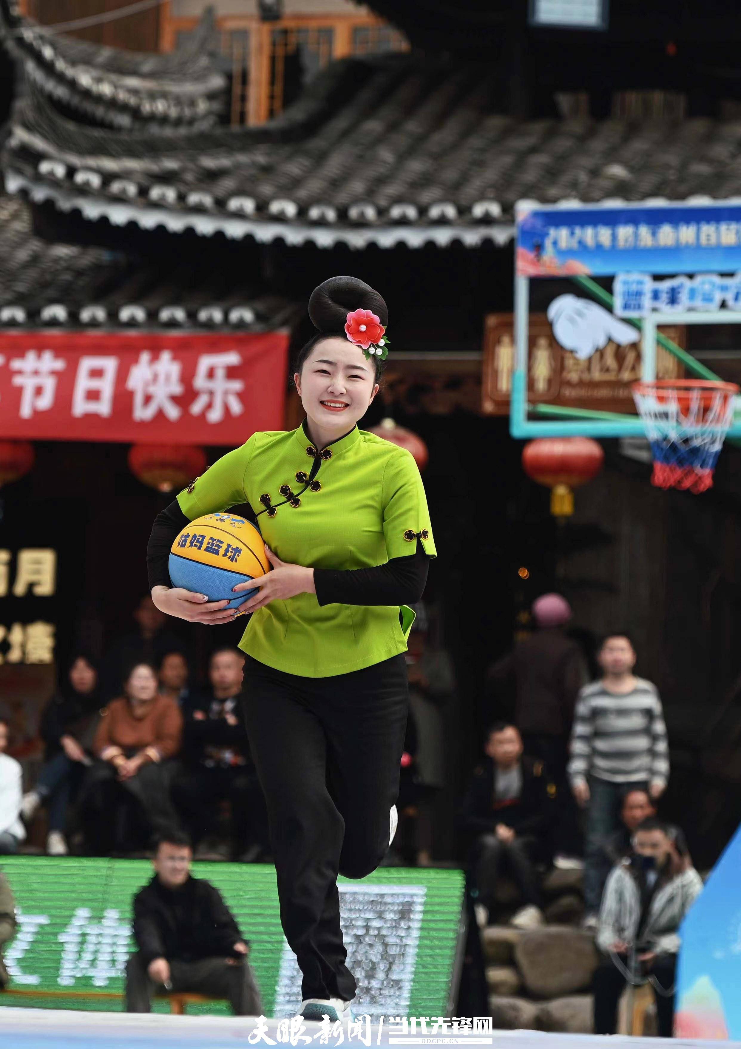 【168sports】贵州“姑妈篮球”：幸福姑妈抱着快乐篮球走向美好生活